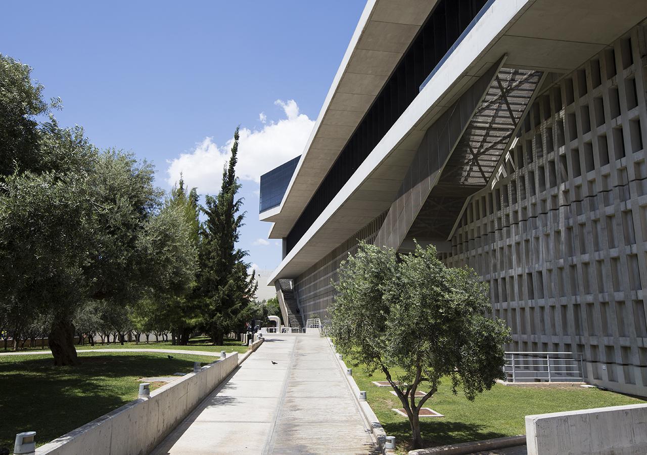 A Skip Away From The Acropolis Museum - 1 Bdrm Apartment Athena Bagian luar foto